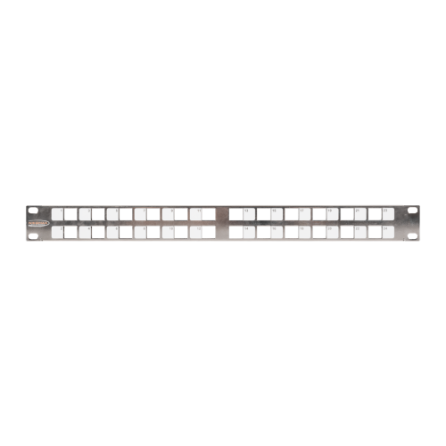 NIKOMAX Ъглов пач панел 24xRJ45,19